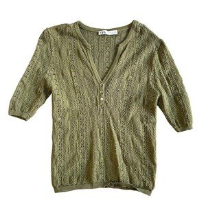 Zara Women's Size L Olive Green Knit V-Neck Top With Button Front Detail
